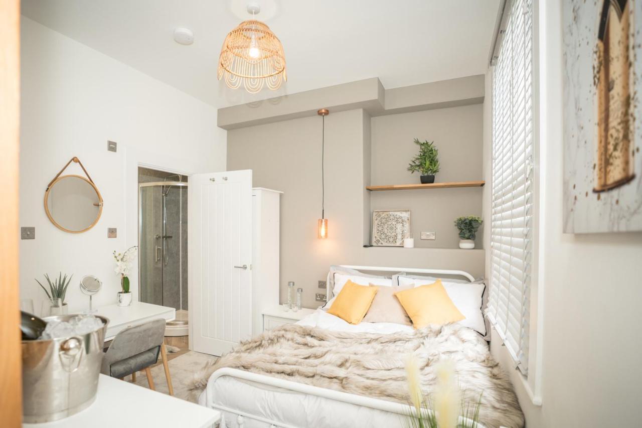Boutique Nights Aparthotel Eastbourne Eksteriør bilde